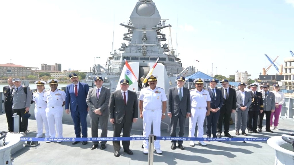 German Defence Minister Visits Western Naval Command Mumbai News From Manipur Imphal Times 